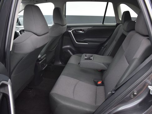 Used 2024 Toyota RAV4 XLE FWD image 12