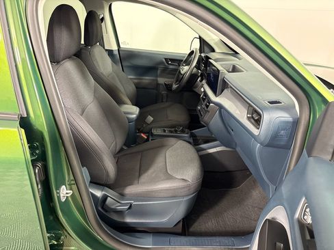 Used 2025 Ford Maverick XL FWD image 4