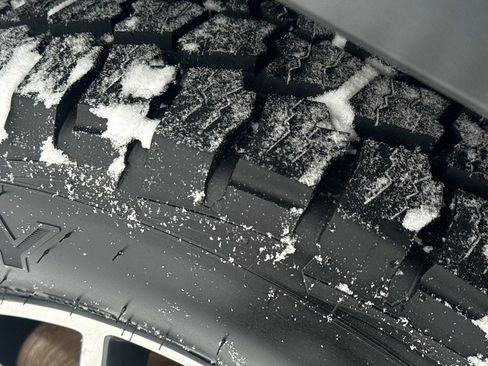 Used 2017 Jeep Grand Cherokee Limited w/ Trailer Tow Group IV image 10