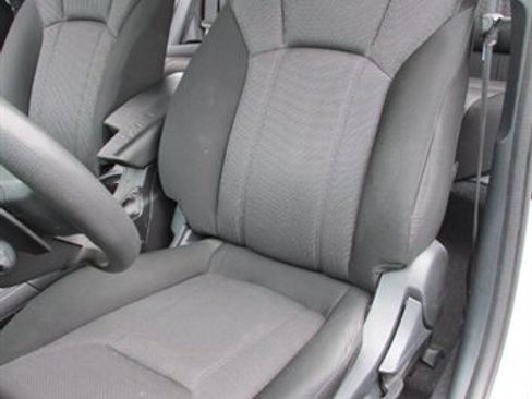 Used 2018 Subaru Impreza 2.0i Premium image 10