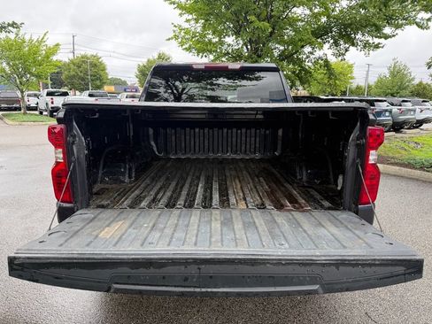 Used 2022 Chevrolet Silverado 1500 LT AWD/4WD image 10