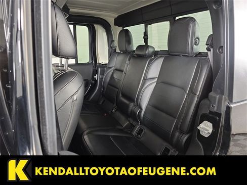 Used 2020 Jeep Gladiator Overland image 20