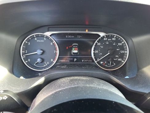 Used 2023 Nissan Rogue SV image 16