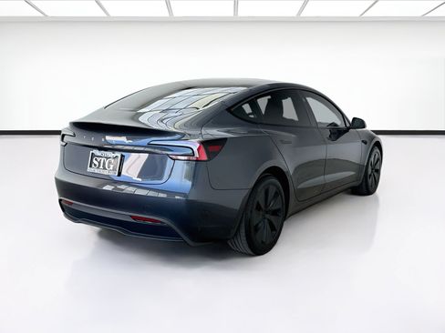 Used 2025 Tesla Model 3 Long Range RWD image 4