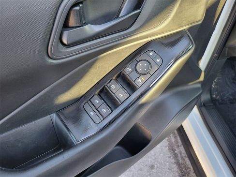 Certified 2025 Nissan Rogue S image 16