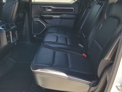 Used 2023 RAM 1500 Laramie AWD/4WD image 8