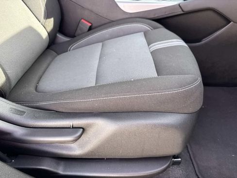Used 2025 Chevrolet Blazer LT FWD image 29