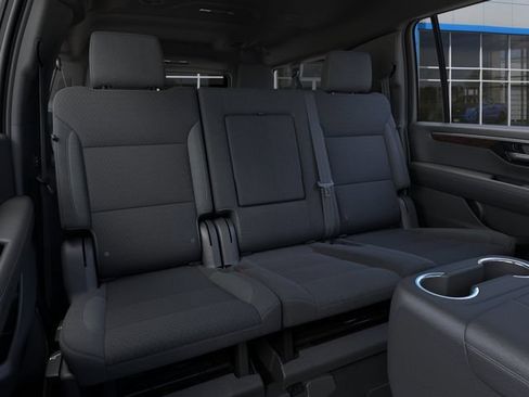 New 2026 Chevrolet Suburban LS w/ LS Custom Edition AWD/4WD image 17