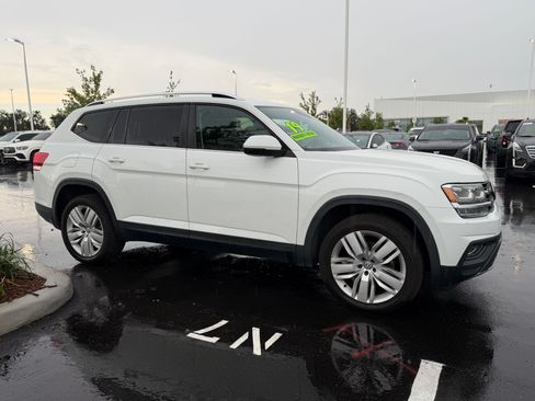 Used 2019 Volkswagen Atlas SE w/ Towing Package FWD image 5