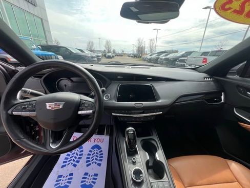 Used 2023 Cadillac XT4 Sport FWD image 21