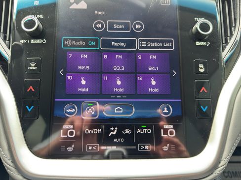 Used 2022 Subaru Legacy Premium image 14