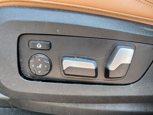 Used 2019 BMW X5 xDrive40i AWD/4WD image 38
