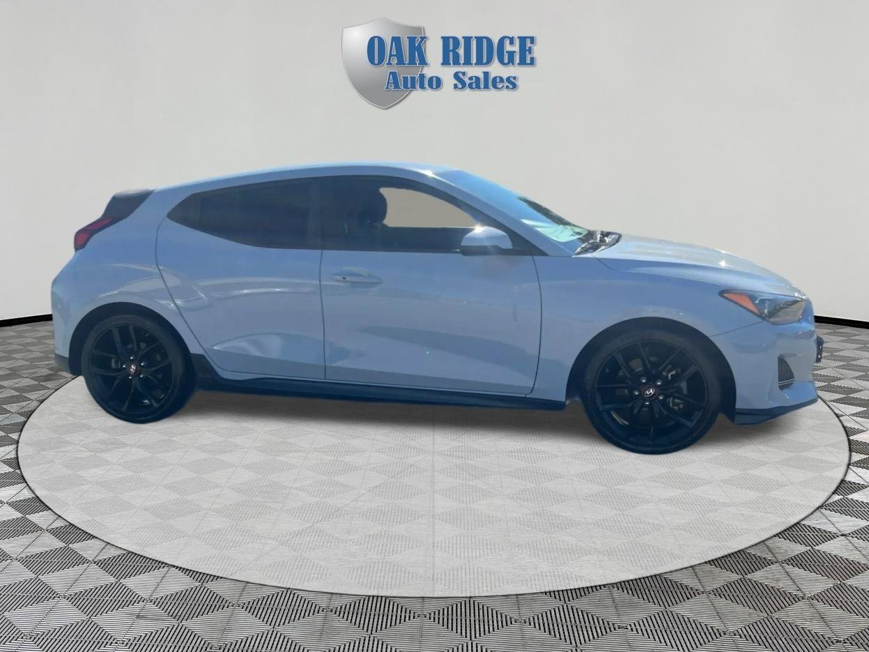 Used 2019 Hyundai Veloster Turbo R-Spec FWD image 4