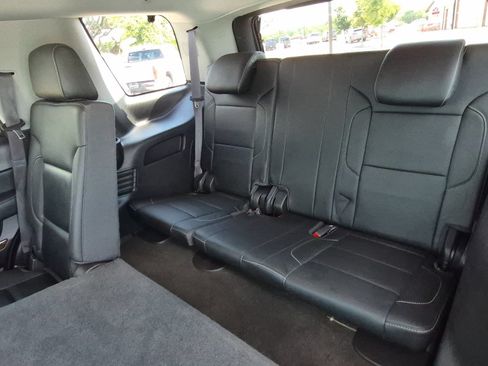 Used 2017 Chevrolet Tahoe LT RWD image 14