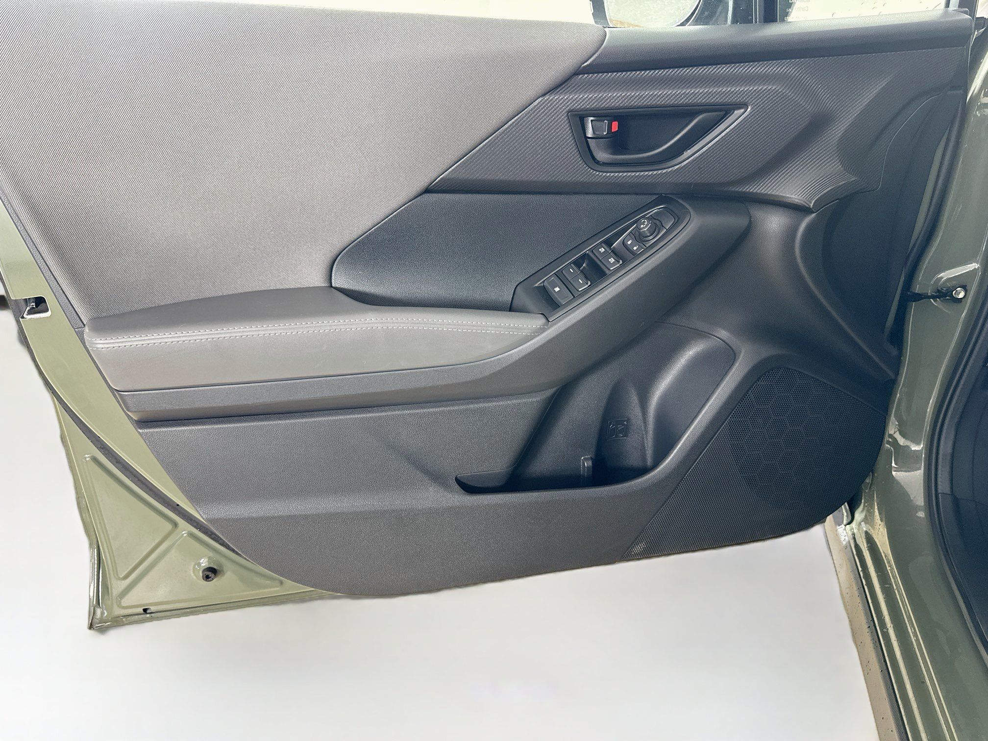 Certified 2026 Subaru Crosstrek 2.5i Premium AWD/4WD image 11