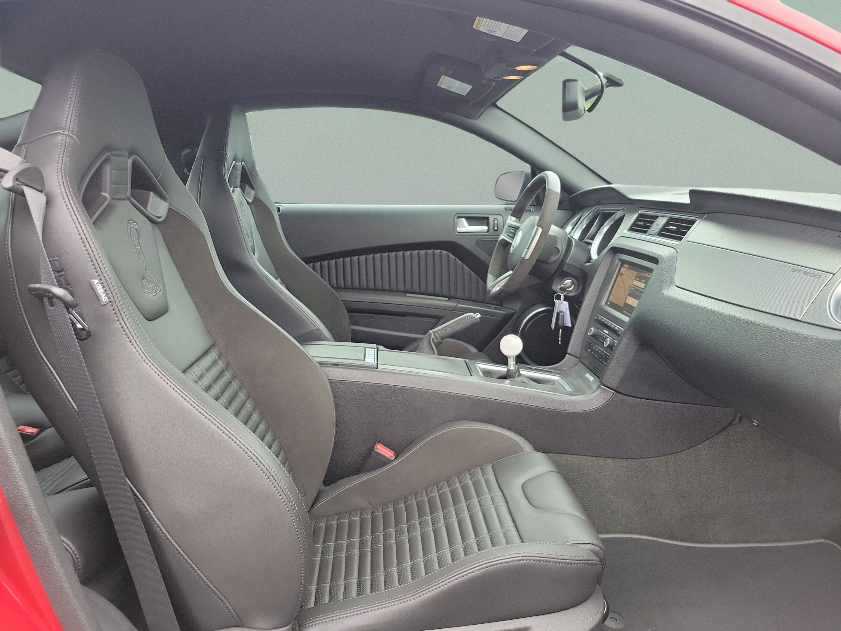 Used 2013 Ford Mustang Shelby GT500 RWD image 8