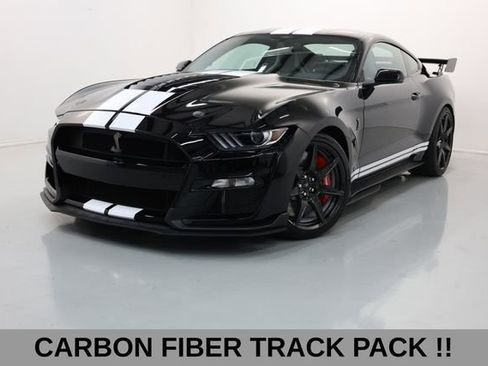 Used 2021 Ford Mustang Shelby GT500 w/ Carbon Fiber Track Pack RWD image 14