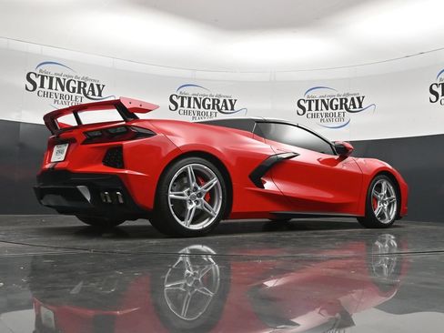 Used 2023 Chevrolet Corvette Stingray Premium Conv w/ Z51 Performance Package RWD image 32