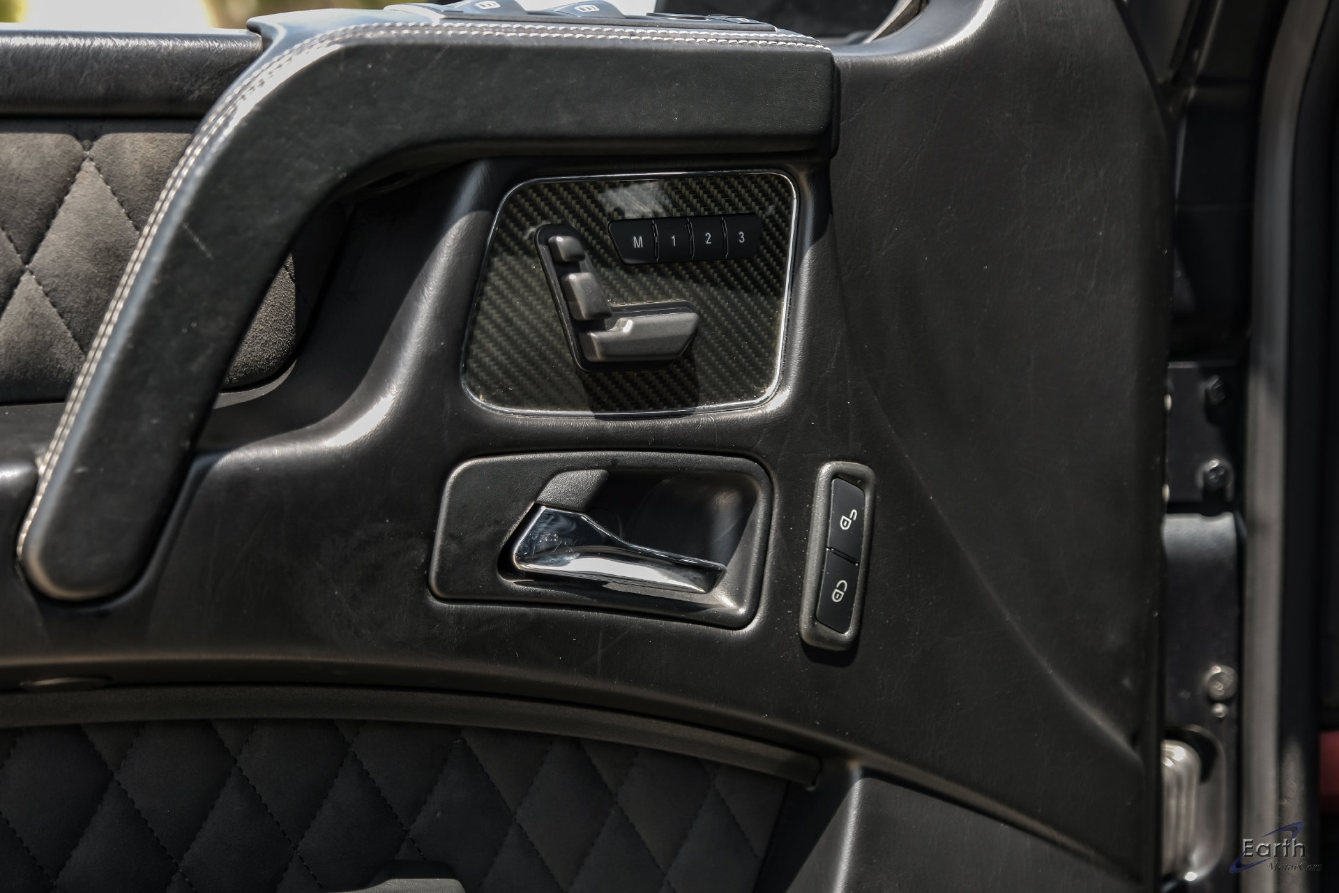 Used 2017 Mercedes-Benz G 550 Squared image 87