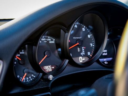 Used 2018 Porsche 911 Carrera T image 21