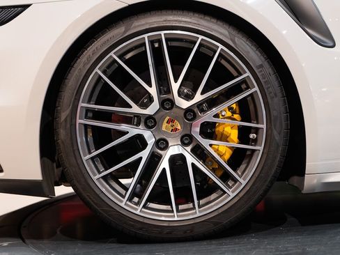 Used 2021 Porsche 911 Turbo S image 14