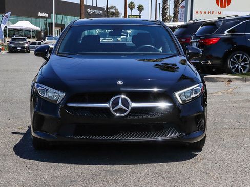 Used 2022 Mercedes-Benz A 220 image 2