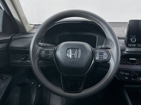 Used 2024 Honda Accord EX image 17