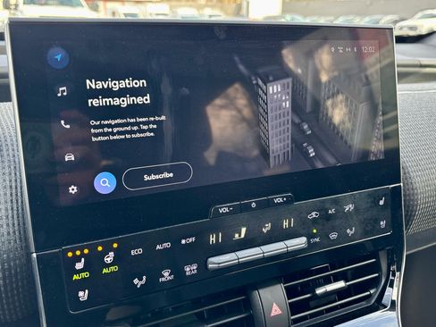 Used 2023 Toyota bZ4X AWD image 22