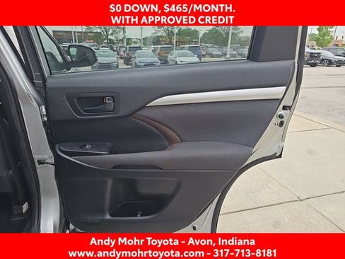 Used 2019 Toyota Highlander LE FWD image 32