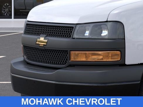 New 2026 Chevrolet Express 2500 w/ Driver Convenience Package RWD image 13
