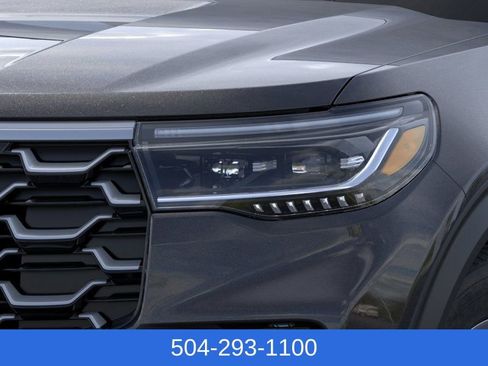 New 2026 Ford Explorer Platinum image 18