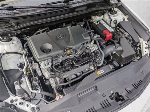 Used 2022 Toyota Camry LE image 23