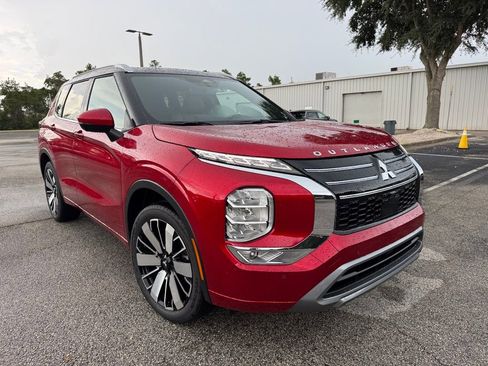New 2025 Mitsubishi Outlander SEL image 10