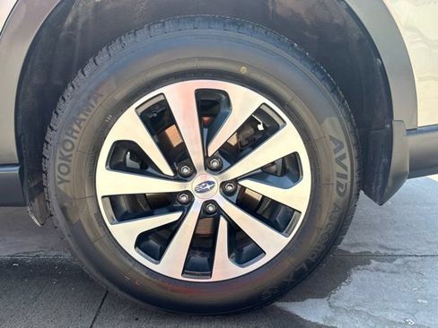Used 2020 Subaru Outback Premium AWD/4WD image 9