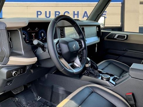 New 2025 Ford Bronco Big Bend w/ Black Diamond Package image 7