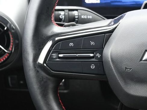 Used 2024 Chevrolet Equinox EV RS FWD image 16