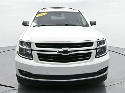 Used 2019 Chevrolet Suburban Premier image 2