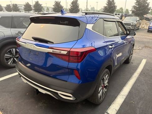 Used 2022 Kia Seltos SX w/ Sunroof Package AWD/4WD image 4