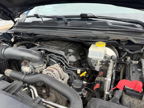 Used 2019 RAM 1500 Big Horn AWD/4WD image 14