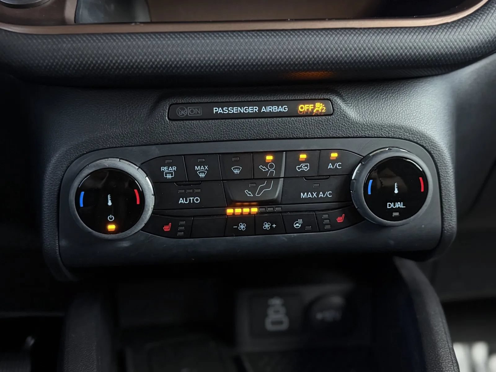 Used 2024 Ford Bronco Sport Outer Banks w/ Tech Package AWD/4WD image 35