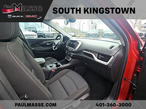 Used 2023 GMC Terrain SLE w/ Driver Convenience Package image 21