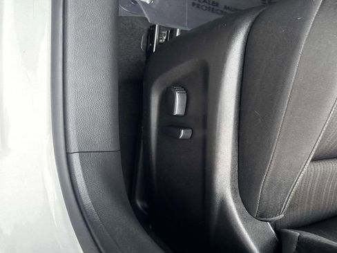 Used 2024 Nissan Altima 2.5 SV image 21