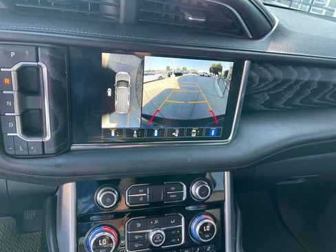 Used 2023 GMC Yukon Denali w/ Max Trailering Package AWD/4WD image 10