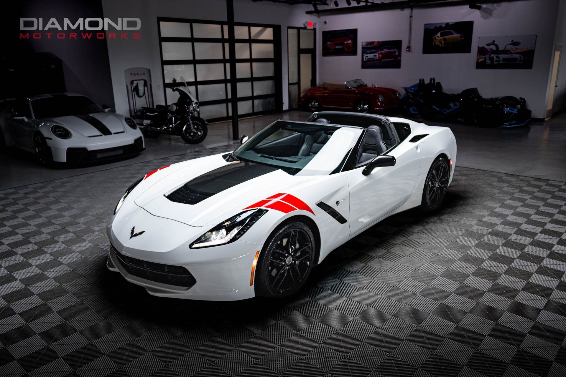 Used 2019 Chevrolet Corvette Stingray Coupe w/ 1LT RWD image 4