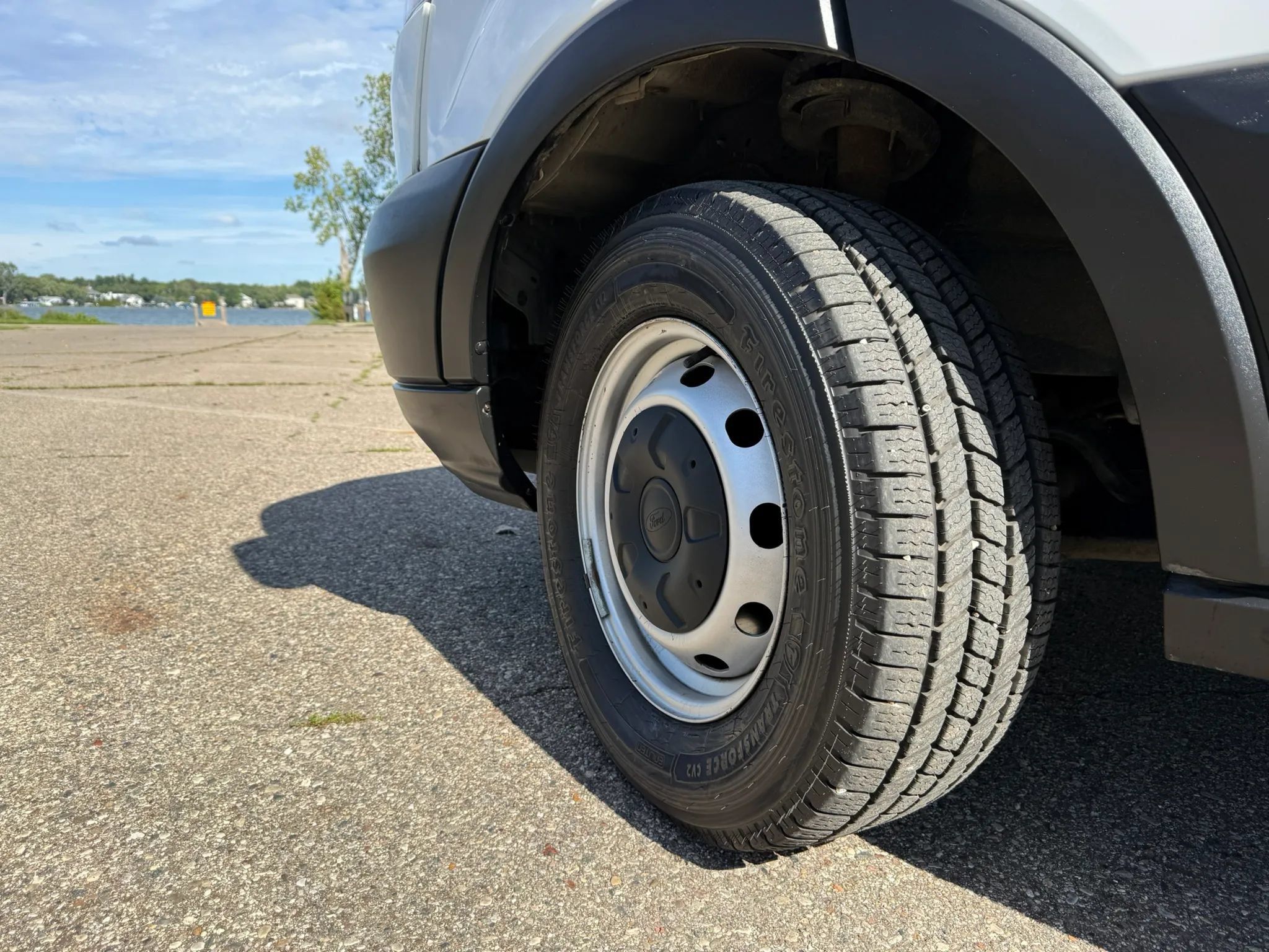 Used 2019 Ford Transit 350 148 Medium Roof RWD image 9