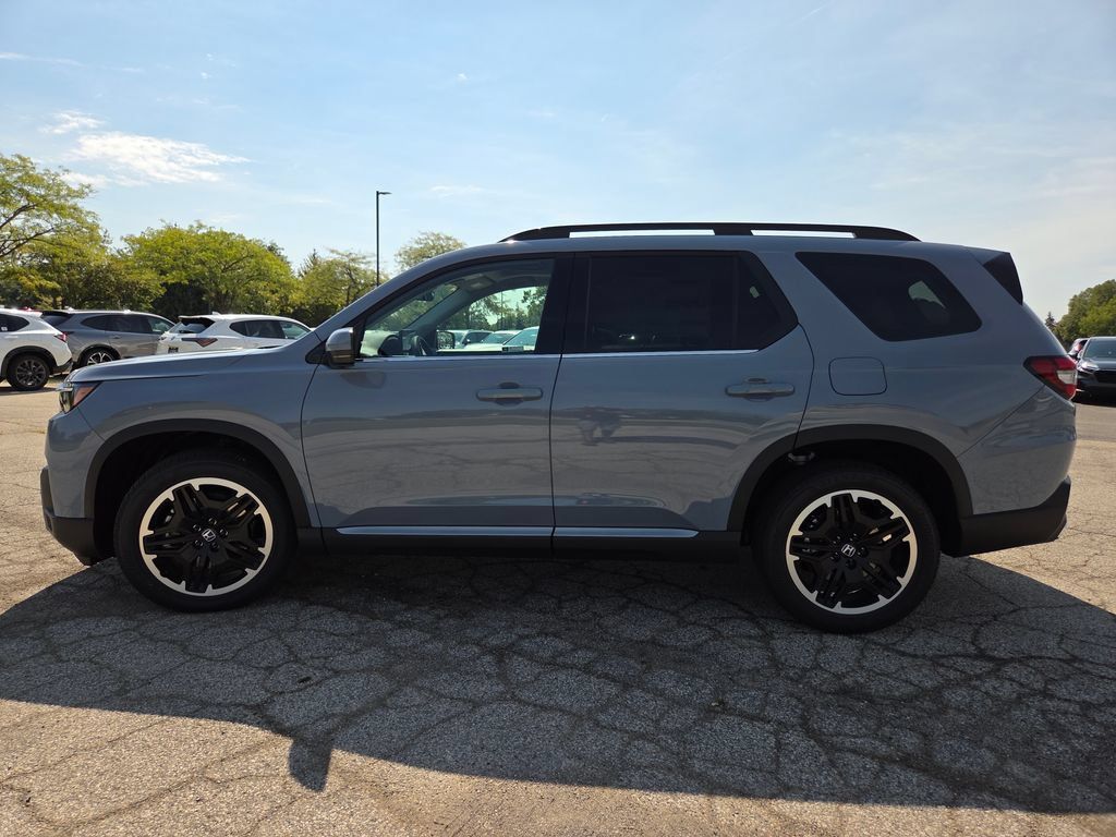 New 2026 Honda Pilot Touring image 24
