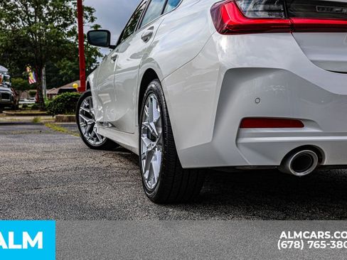 Used 2025 BMW 330i Sedan image 17