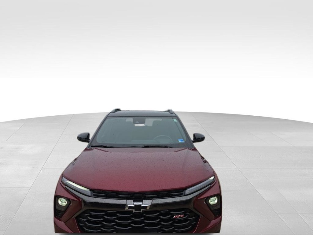 Used 2025 Chevrolet TrailBlazer RS w/ Convenience Package FWD image 3