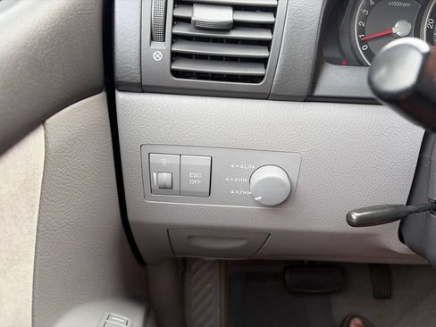 Used 2007 Kia Sorento EX AWD/4WD image 11