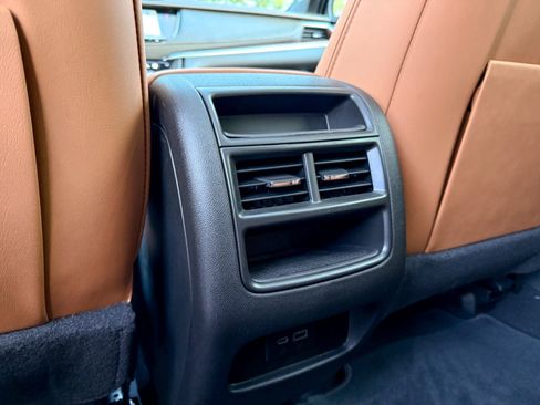 New 2025 Cadillac XT5 Premium Luxury image 33